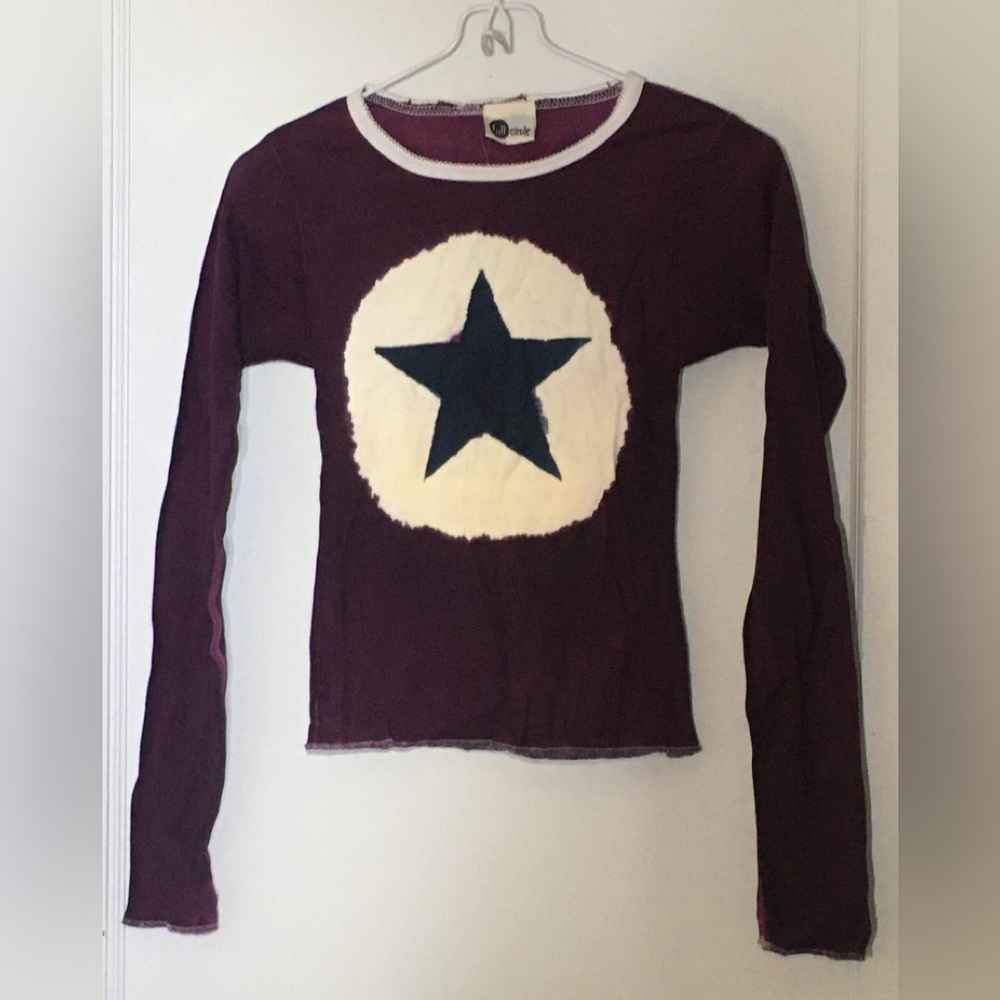 Urban Outfitters Long Sleeve Star Graphic Top